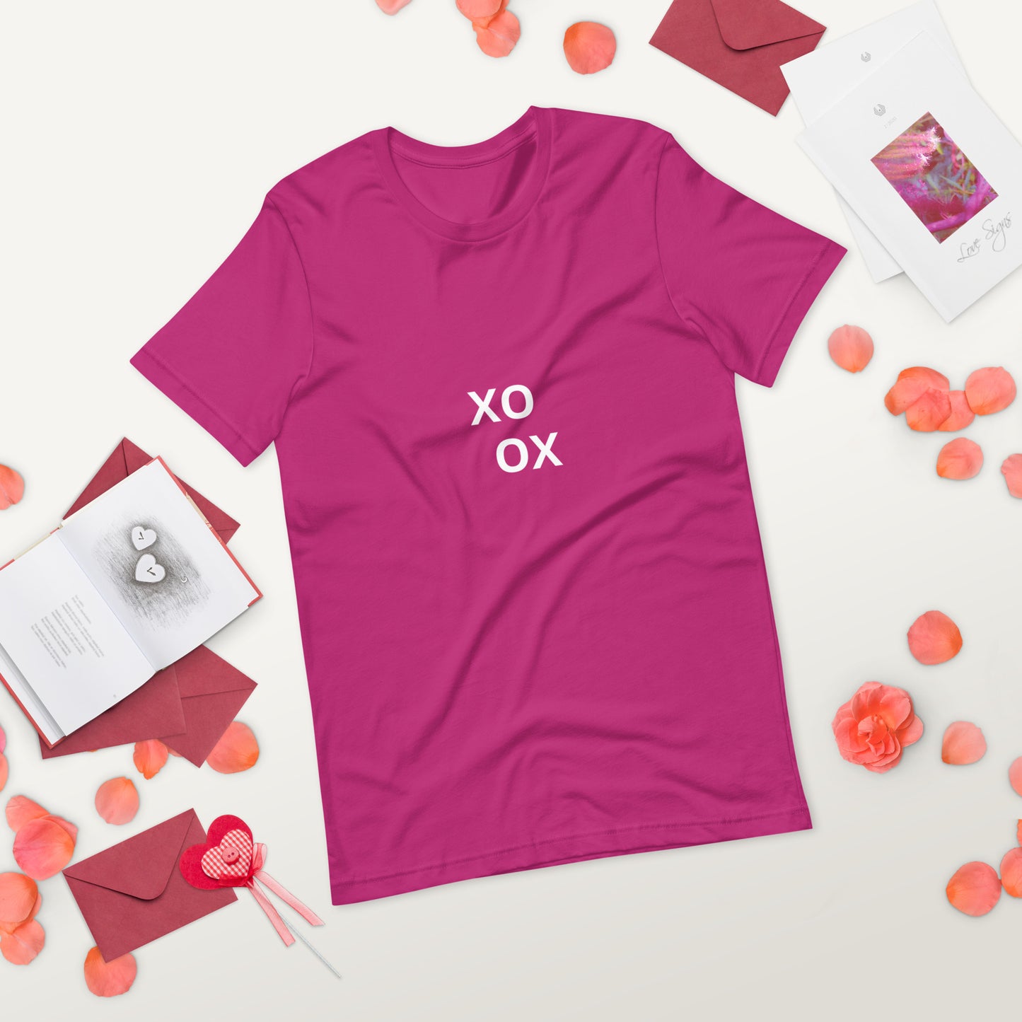 XO OX Unisex t-shirt