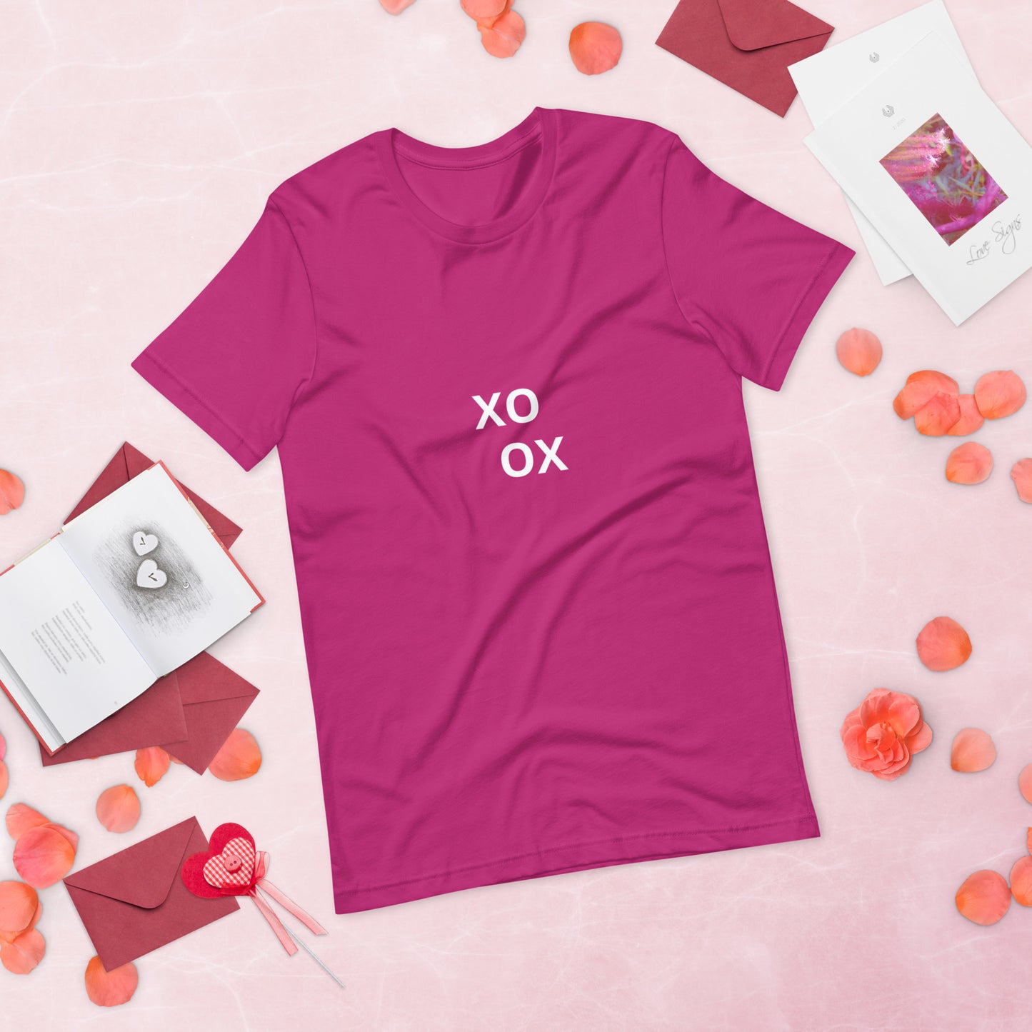 XO OX Unisex t-shirt