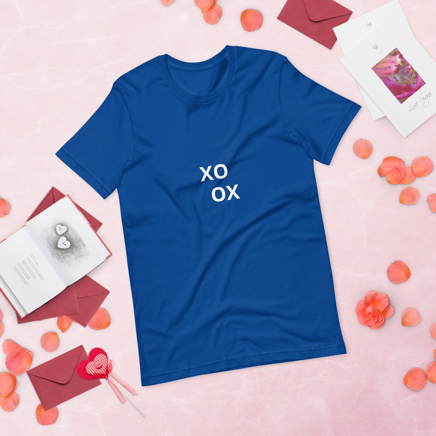 XO OX Unisex t-shirt