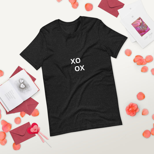 XO OX Unisex t-shirt