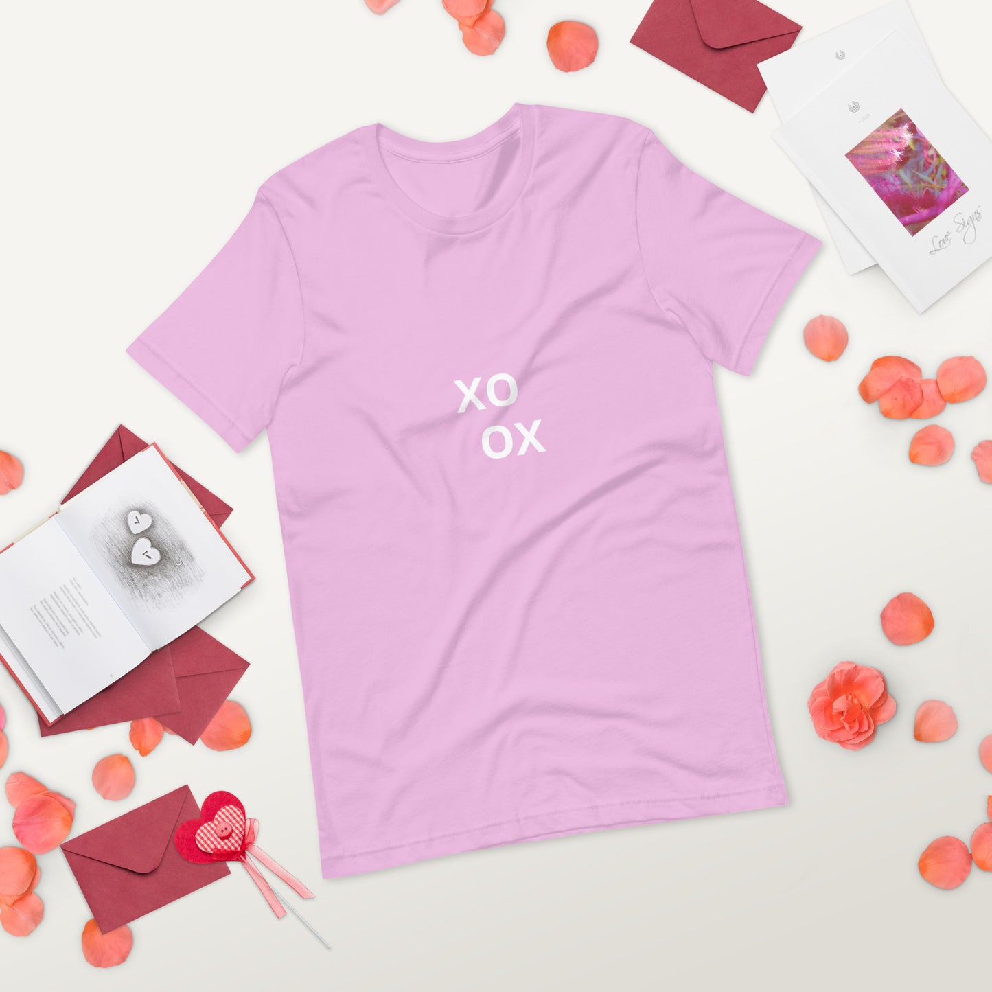 XO OX Unisex t-shirt